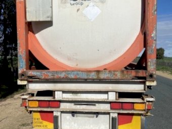 Stainless Steel Tank on Trailer