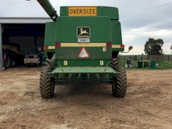 John Deere 9600 with 36ft Tin Front with Trailer