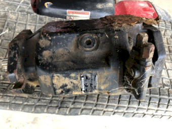 Hydraulic Pump off a 2005 Case/IH STX 450
