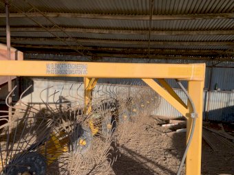 (A160)  Elsworth 11 Wheel Rake