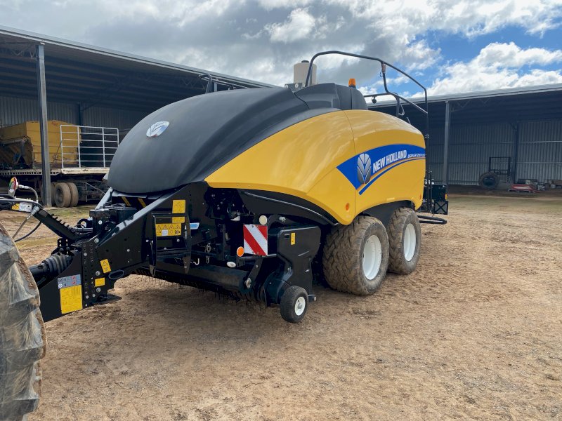 New Holland 1290 Plus Big Square Baler