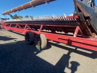 Case IH 1020 Flex Front with Air Reel