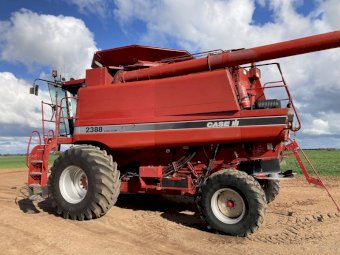 2005 Case IH 2388 Extreme with 36ft 2042 Draper Front on 3 Axle Trailer