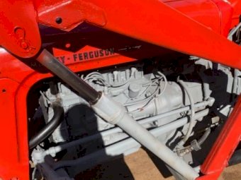 Under Auction - (A160)  Massey Ferguson 35 Tractor 
