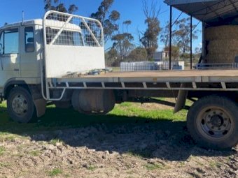 Under Auction - (A158)  1990 Nissan UD CLG87 