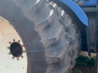 2004 New Holland TJ 450 Articulated Tractor