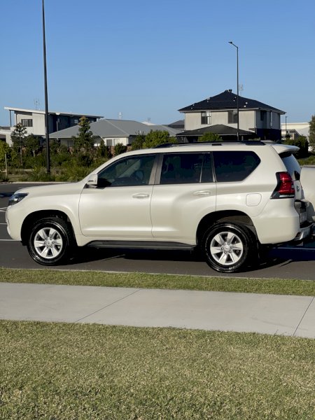 2018 Toyota Landcruiser Prado GXL Auto 4x4 2.8L Diesel Wagon