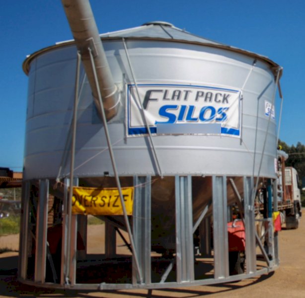Flat Pack 50 Tonne Mobile Silo/Field Bin - Order now for Delivery August 2022