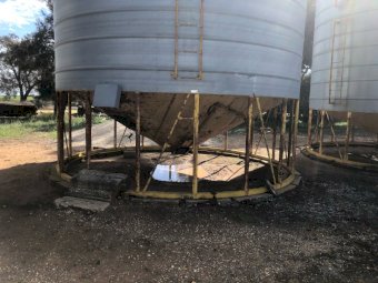 Ackland 50t Silo's