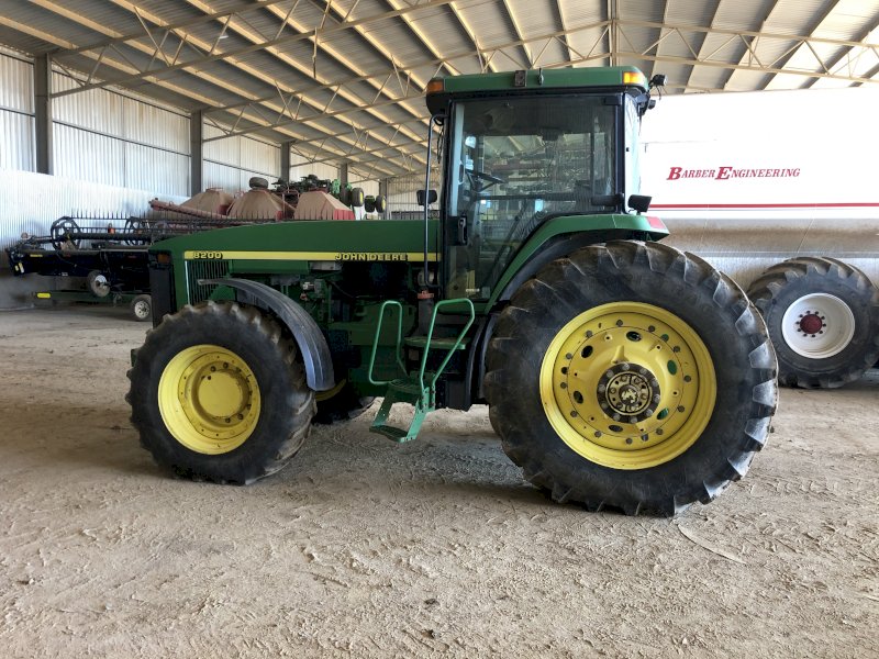 1999 John Deere 8200 Tractor