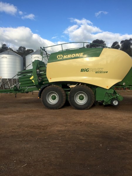 2016 Krone 8 String Big Pack 1290 HDP II Large Square Baler