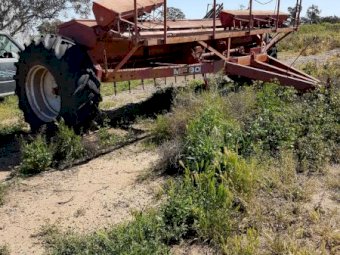 Massey Ferguson MF80 Combine