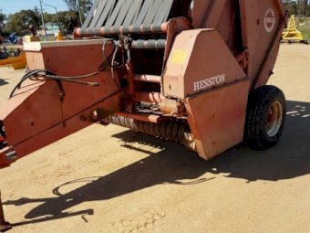 Hesston 5800 Round Baler ##PRICE REDUCED##