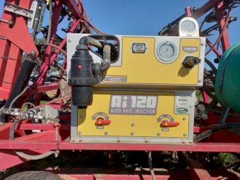 Under Auction - (A159)  2010 SH 915 Vaderstad Seed Hawk with a Flexicoil 1720 Aircart 