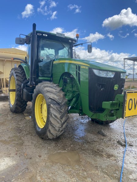 John Deere 8285R Tractor