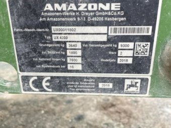 2018 Amazone UX 4200 Boom Spray