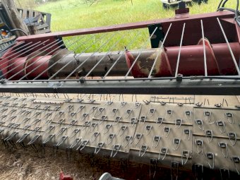Case IH 2015 Canola Pickup Front