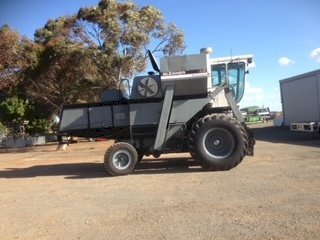 Under Auction - (A161)  L2 Gleaner Header With 24ft Pick Up Front 