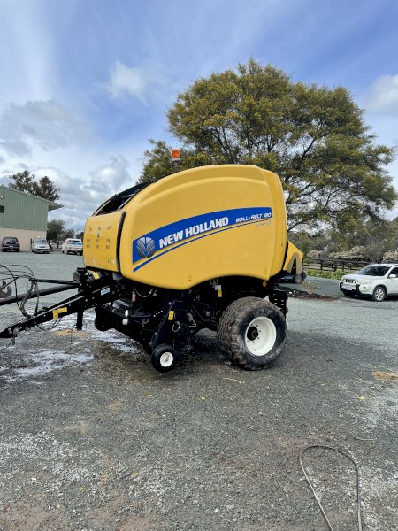 2016 New Holland Roll Belt 180 Round Baler
