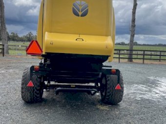 2016 New Holland Roll Belt 180 Round Baler