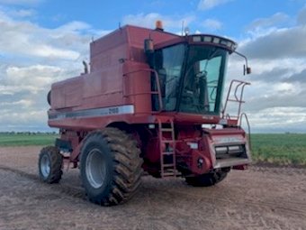 Case IH 2188 with Case IH 1020 30ft Flex Front with Trailer