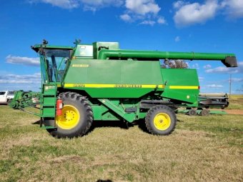 1998 John Deere 9610 Maximiser with 930 30' Front