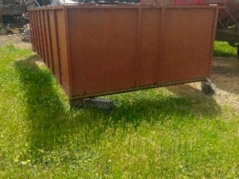 Grain Bin 17ft-9" × 8ft
