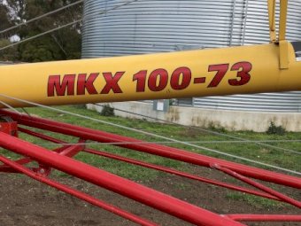 2016 Westfield Auger 73'-10” Swing Away with Hopper