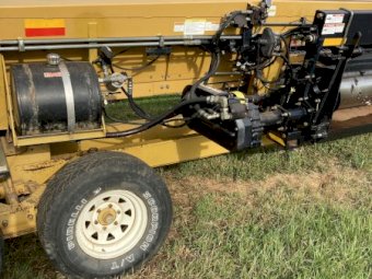 Honey Bee 36ft Draper Front with Trailer