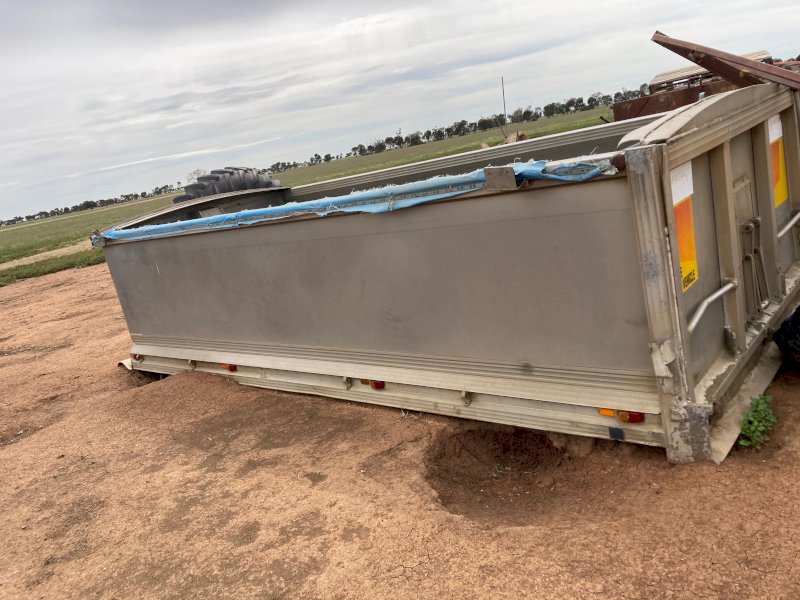 17.5'  Hamelex Tipper Body