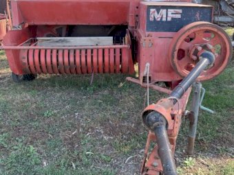 Massey Ferguson MF124 Small Square Baler
