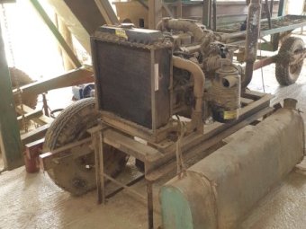 Under Auction - (A164)  Cliff & Bunting W Model Chaff Mill Complete With Mitsubishi Canter 