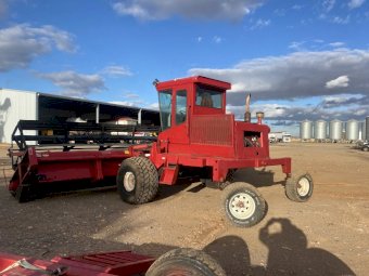 Macdon 7000 Windrower