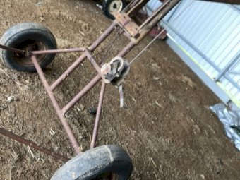 30' x 8" Auger with Petrol Motor