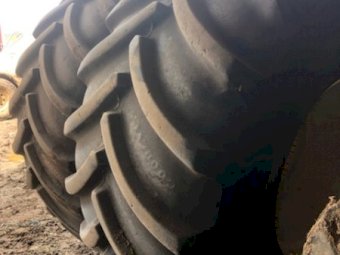 Tyres & Rims 900/60R32