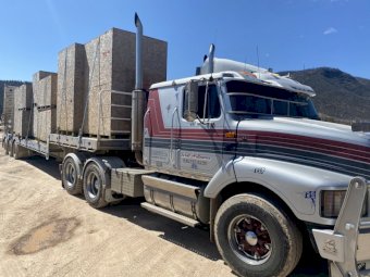 1993 International   3600 S Line Prime Mover