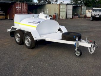 2021  Red Dog 1200 lt Fuel Trailer