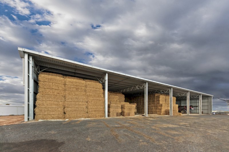Entegra 2500 Series (2500 8x6x3 Bale Shed)