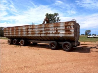 Under Auction - (A164) 1995 Parkes 80MT Mother Bin 