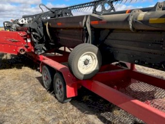 2011 40' Macdon D60 Front with Comb Trailer