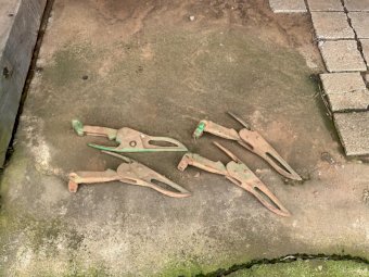 JD Crop Lifters