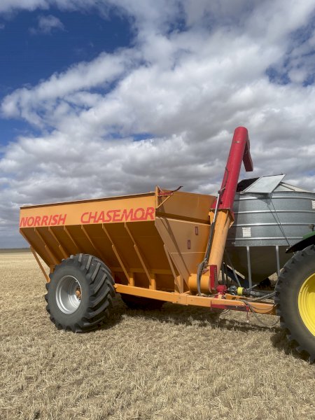 2016 Norrish Chasemor 18 mt chaser Bin