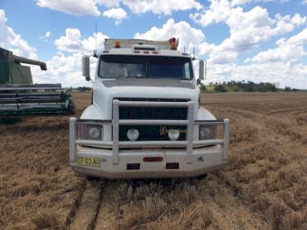 1994 International 3600 S Line Prime Mover