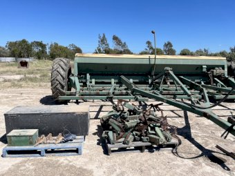 Under Auction - (A166) Chamberlain John Deere 753 27 Tyne Combine (Clearance Item) 