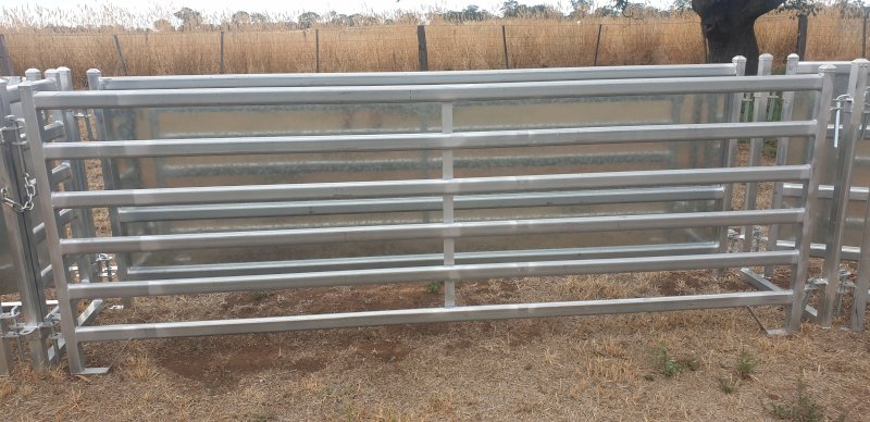 Under Auction - (A221) 25 x Sheep Panels 2.8m 