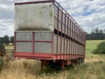 Smith 40'  2 x 1 Cattle Crate
