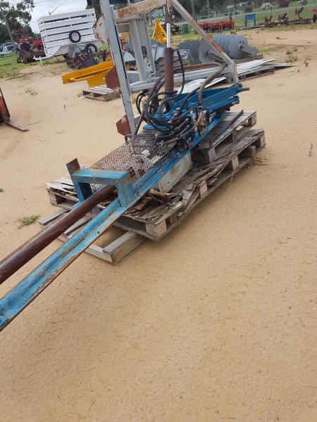 Lyco Post Driver