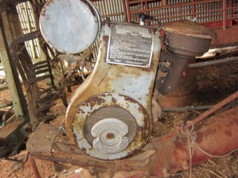 Rodda 33' x 6" Auger