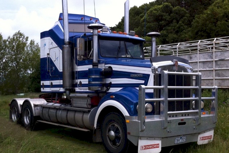 1993 Kenworth T950 with Cat 3406 Engine