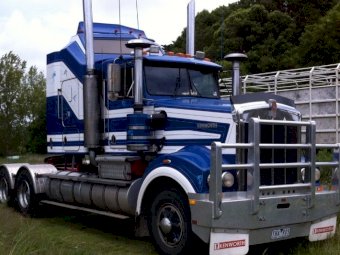 1993 Kenworth T950 with Cat 3406 Engine